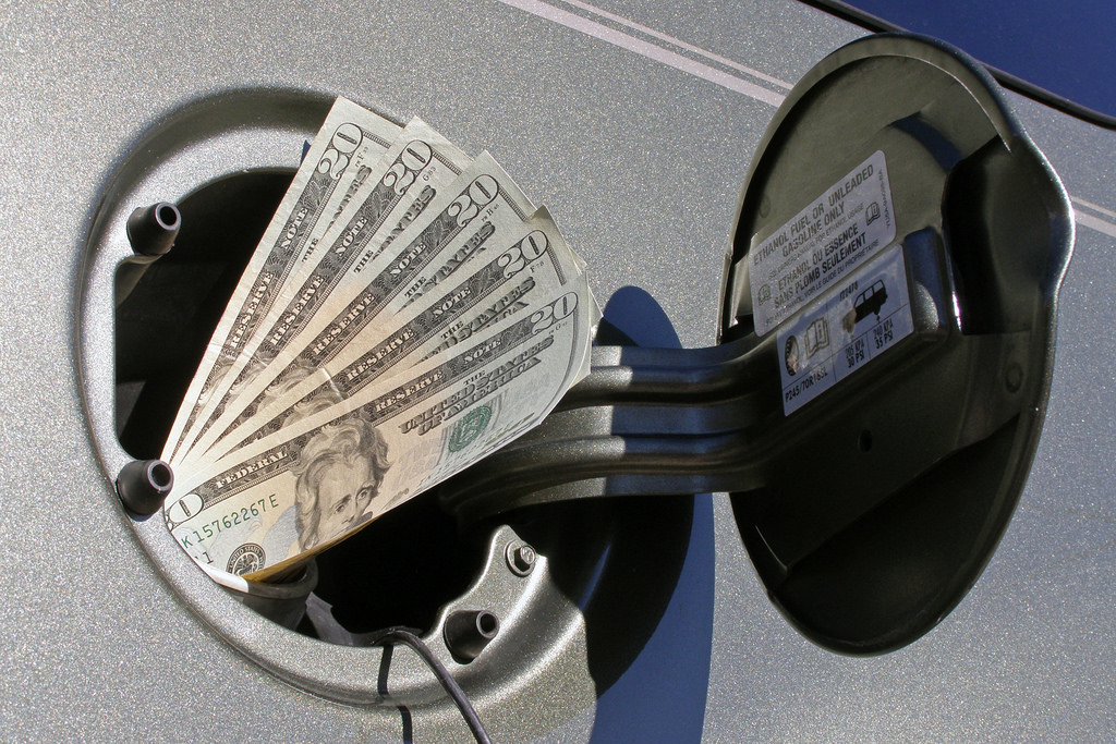 20 things You Can Do to Save Gas While Driving