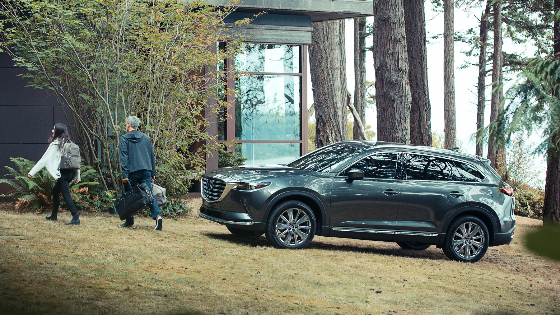 Mazda CX-9 parked countryside