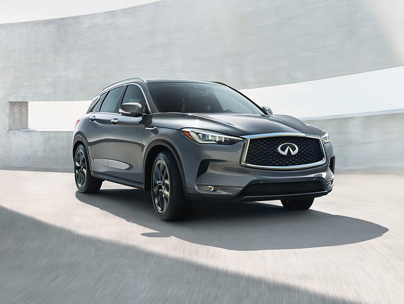 INFINITI's 2019 QX50 has an extended body-length character line for a longervisual signature.