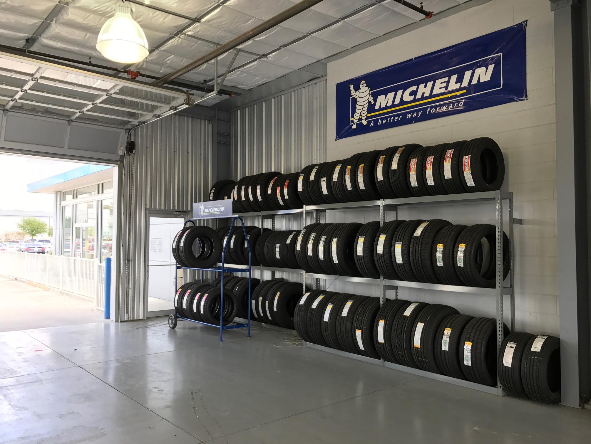 Tire changing in service bay