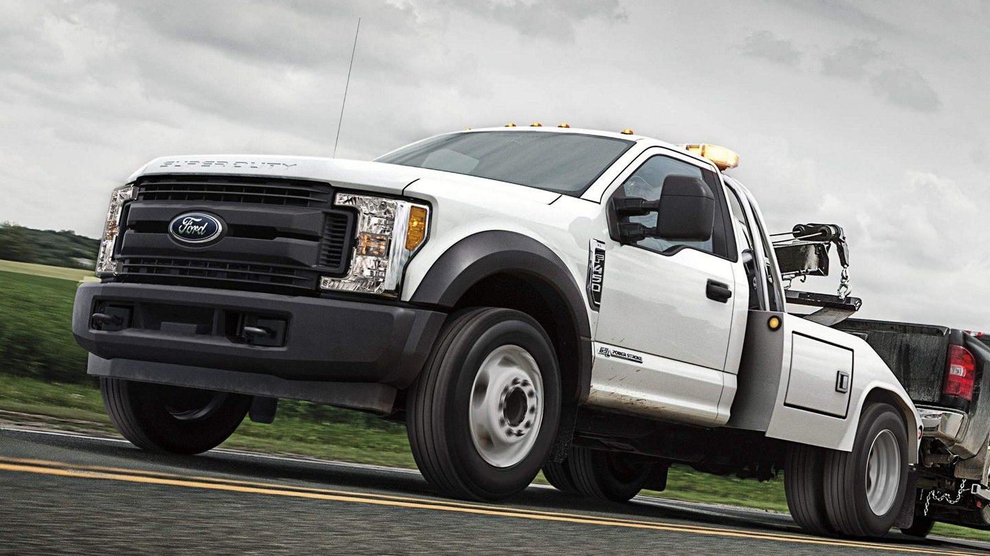 2019 Ford 450 Tow Truck in white