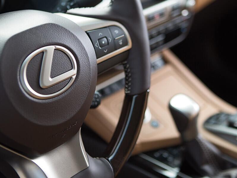 Lexus Interior Photo