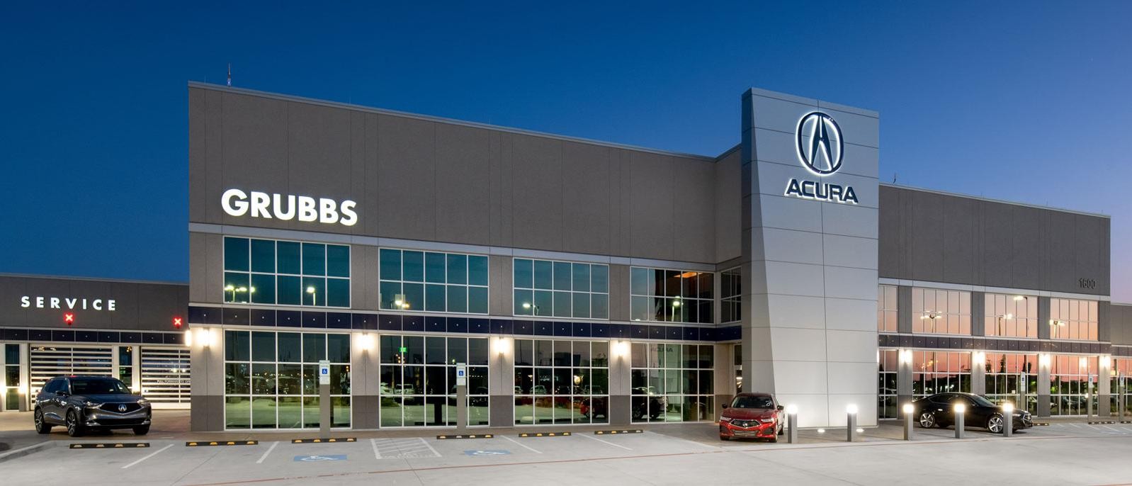 Store front shot of Grubbs Acura