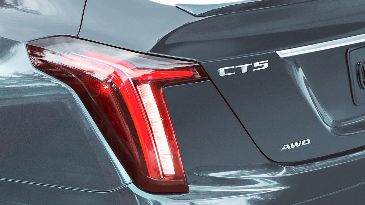 Detail view of the rear taillight on a grey Cadillac CT5