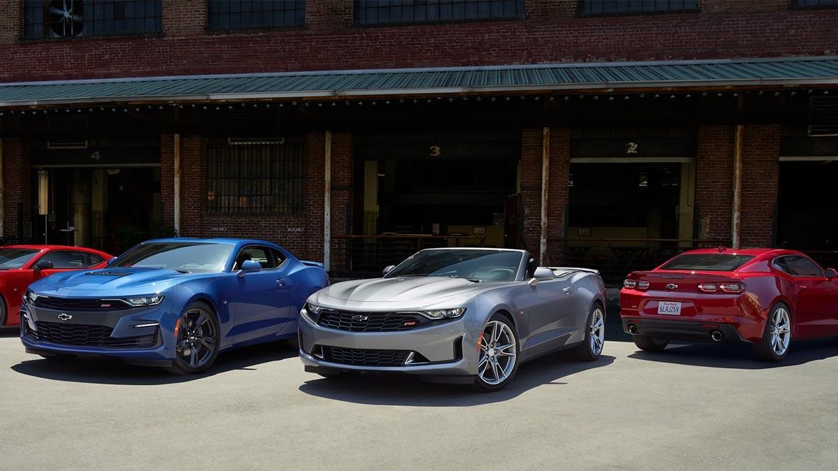 Chevrolet Camaro in lineup form