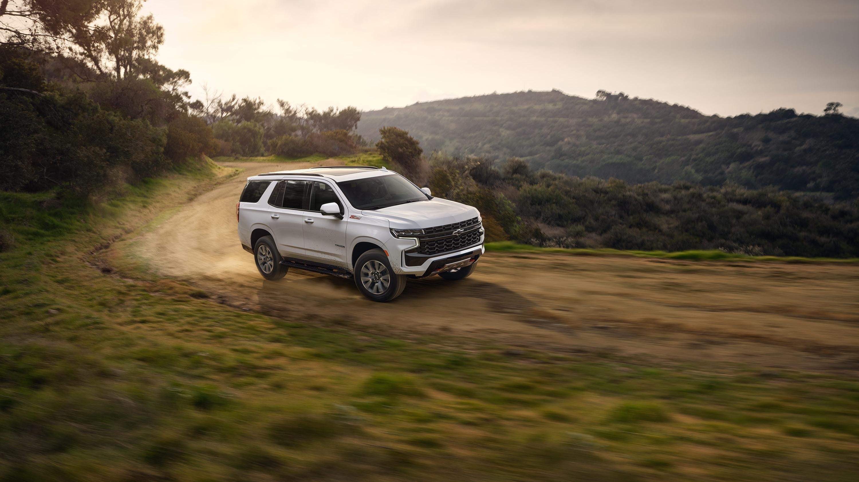 2021 Tahoe Z71 Summit White  