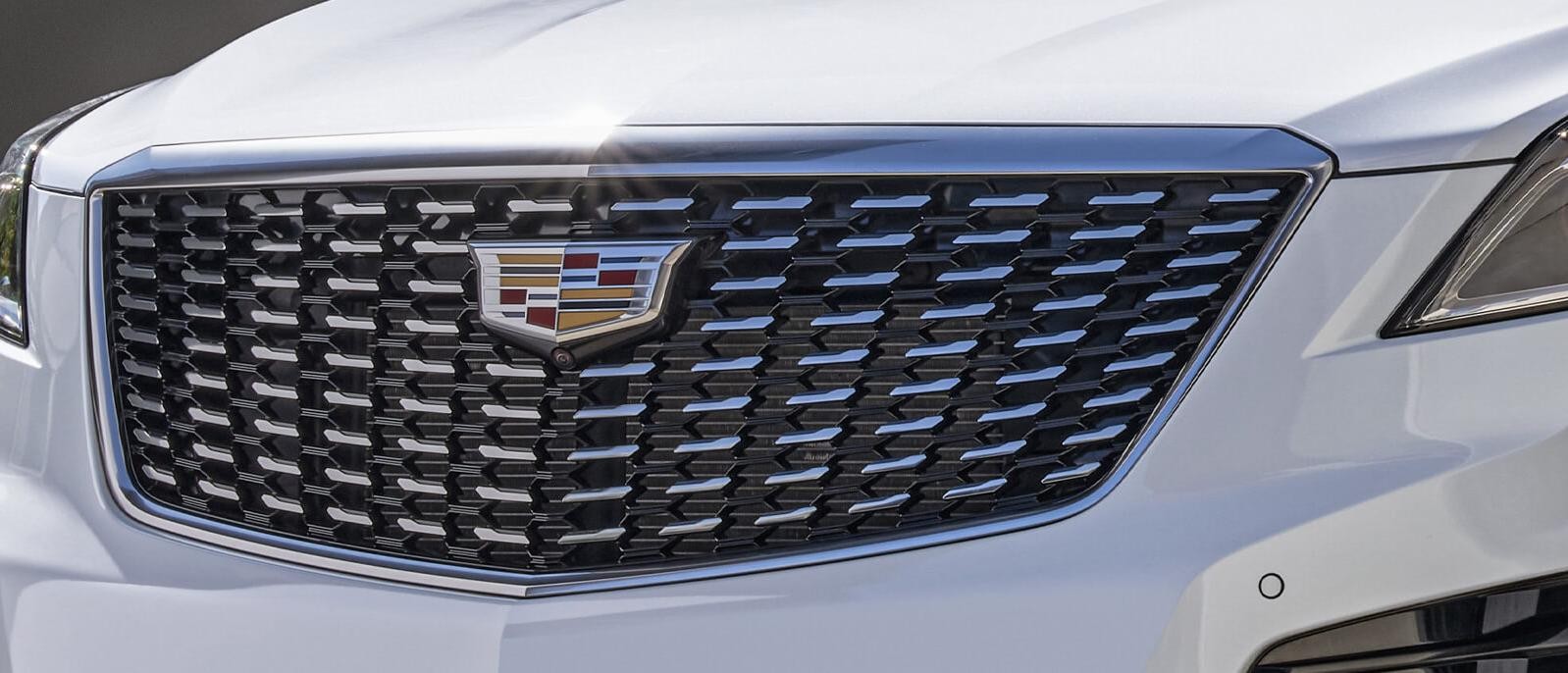 2023 Cadillac XT5 parked