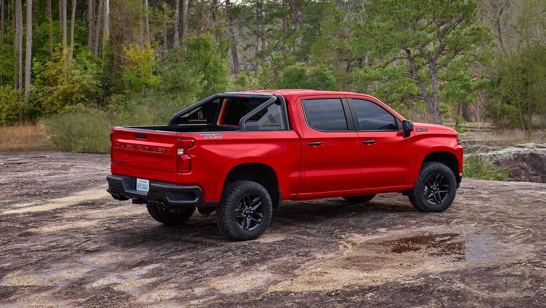 2022 Chevrolet Silverado 1500 in red