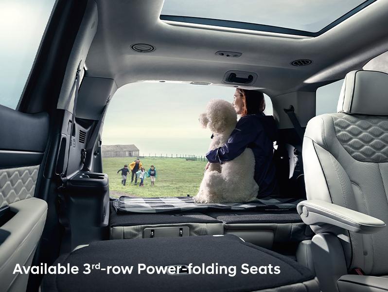 Hyundai Available 3rd Power Folding Seats