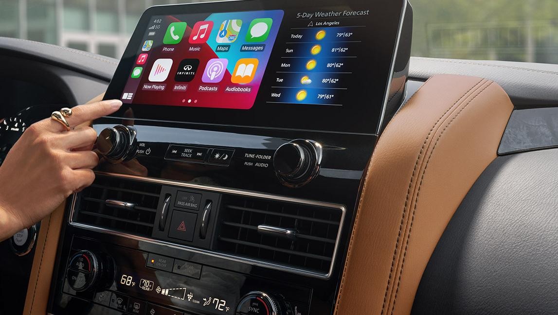 INFINITI 2023 QX80 WIRELESS APPLE CARPLAY® INTEGRATION