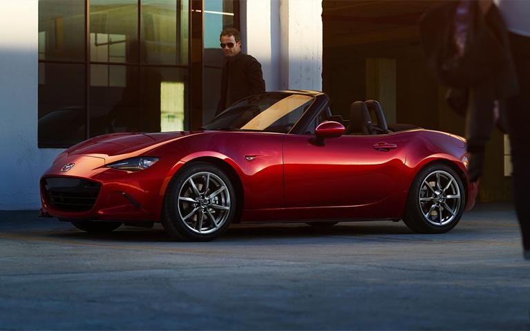 2022 Mazda MX5 Miata Design