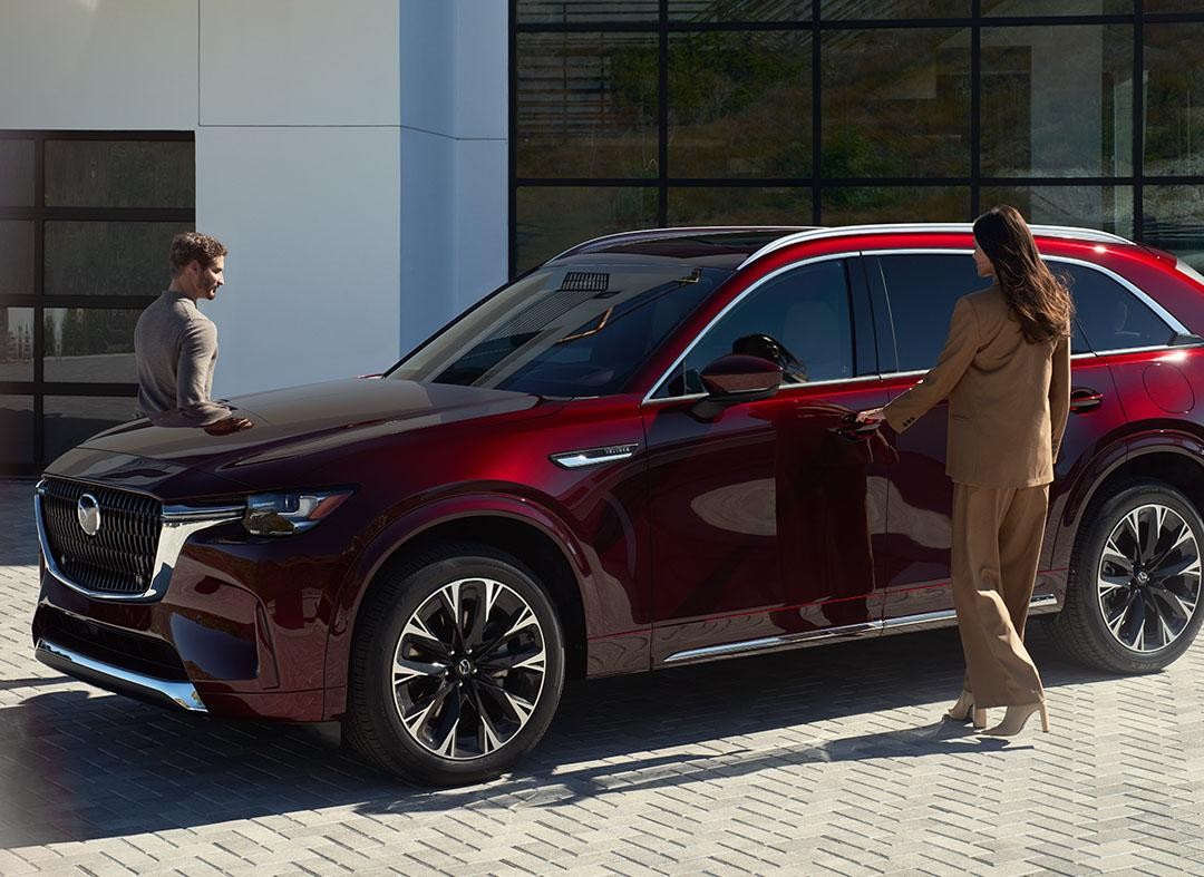 Red Mazda cx-90 Inline outside