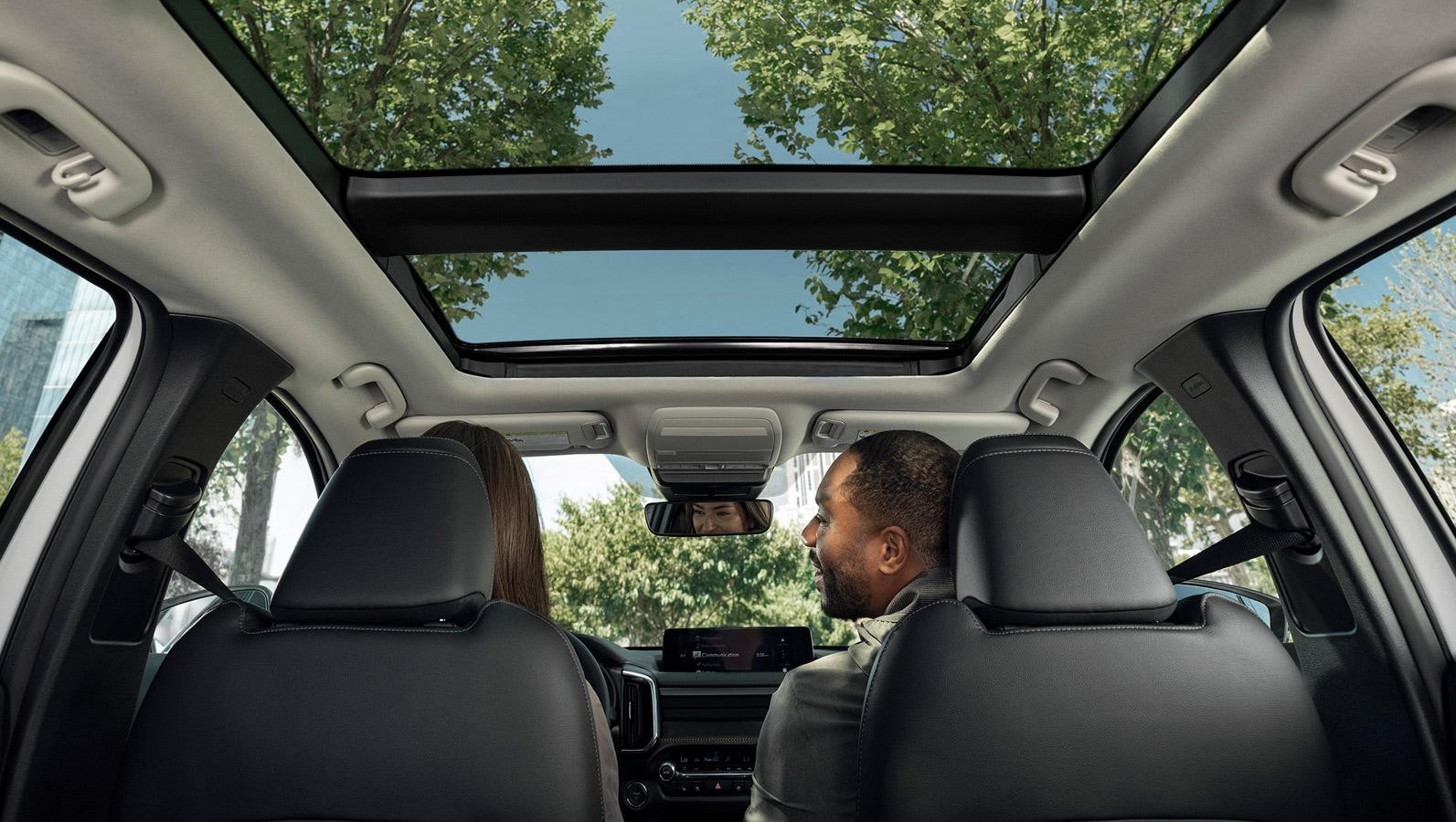 AVAILABLE PANORAMIC MOONROOF