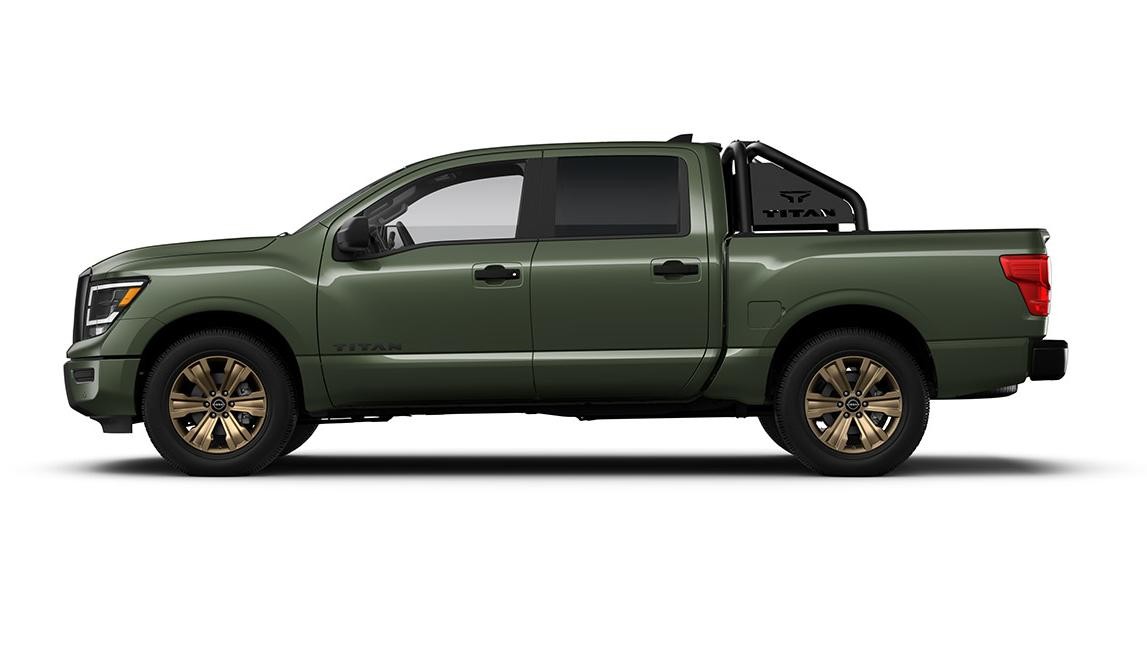 TITAN® Crew Cab SV Bronze Edition 4x2