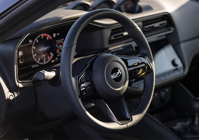 Nissan Z steering wheel
