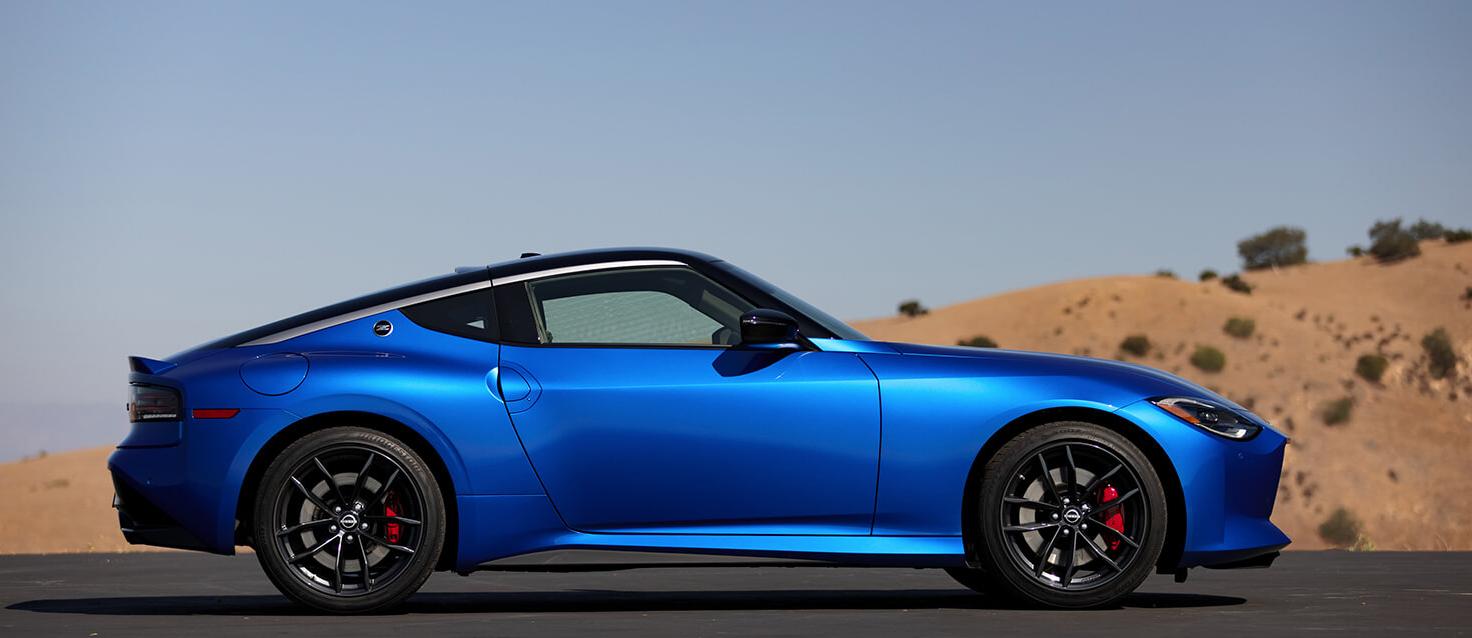Blue Nissan Z profile