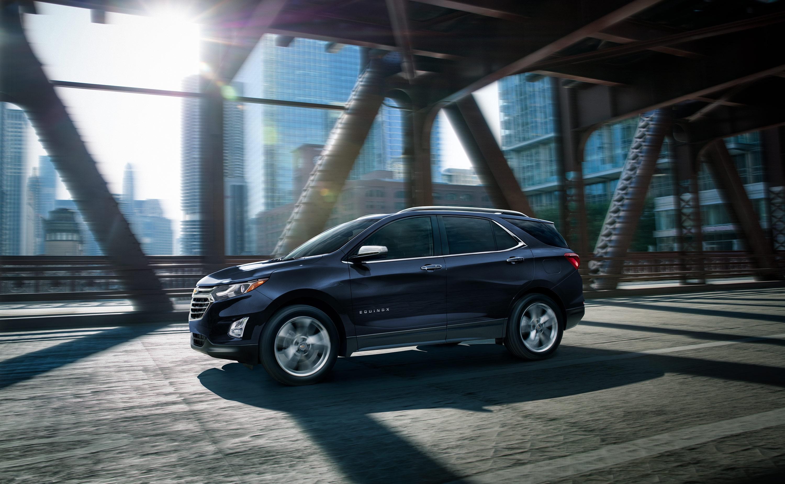 2021 Chevrolet Equinox Premier Midnight Blue 