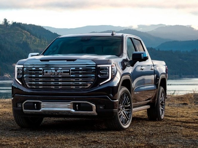 First of Its Kind: 2022 GMC Sierra Denali Ultimate