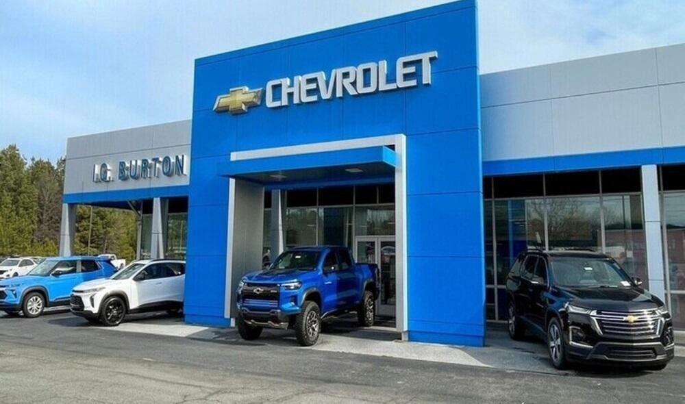 Chevrolet Dealership Exterior Image