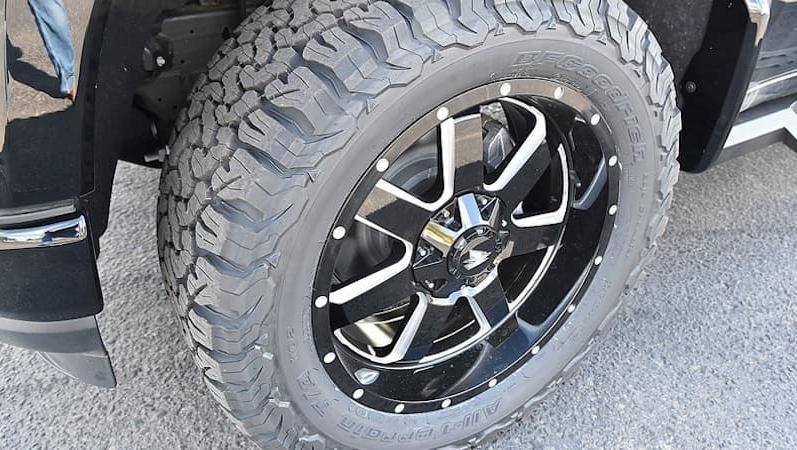 Waldoch Custom Wheels & All-Terrain Tires
