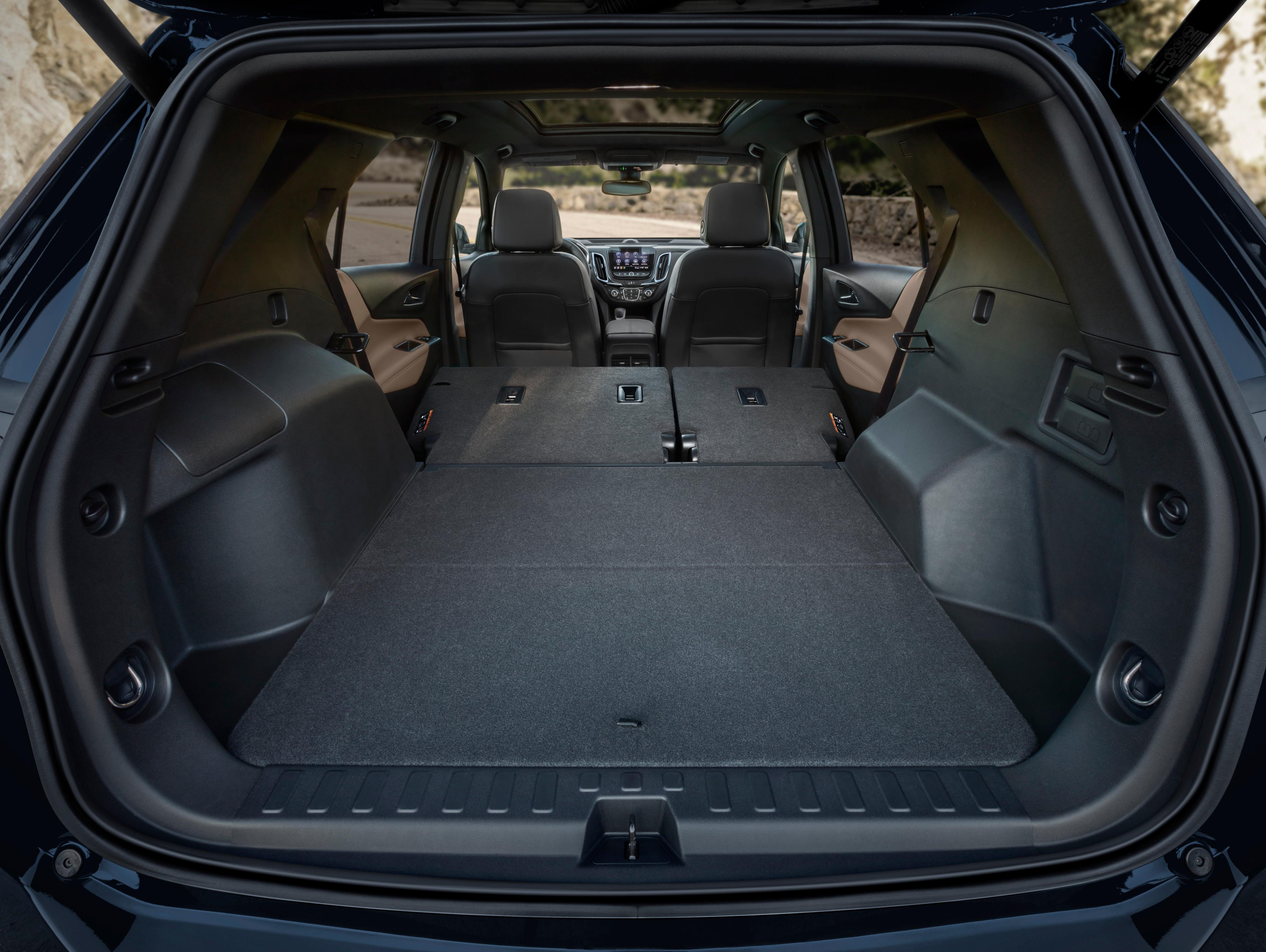 2023 Chevrolet Equinox Cargo