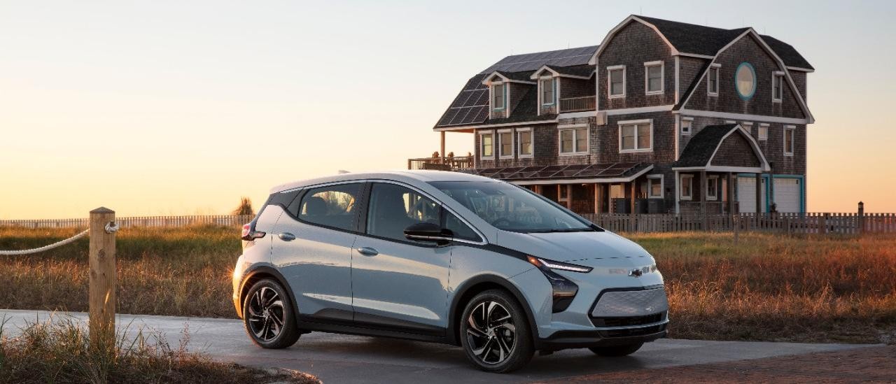 2022 Chevrolet Bolt EV Overview