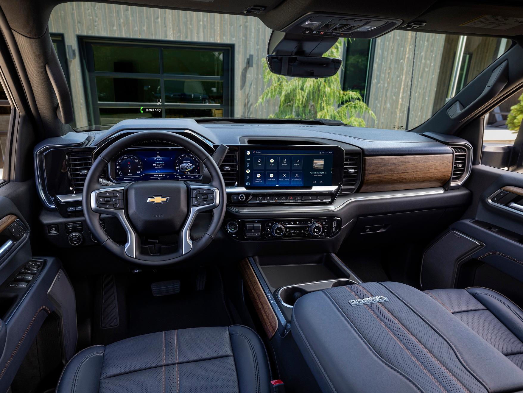 2024 Chevrolet Silverado 2500HD Interior