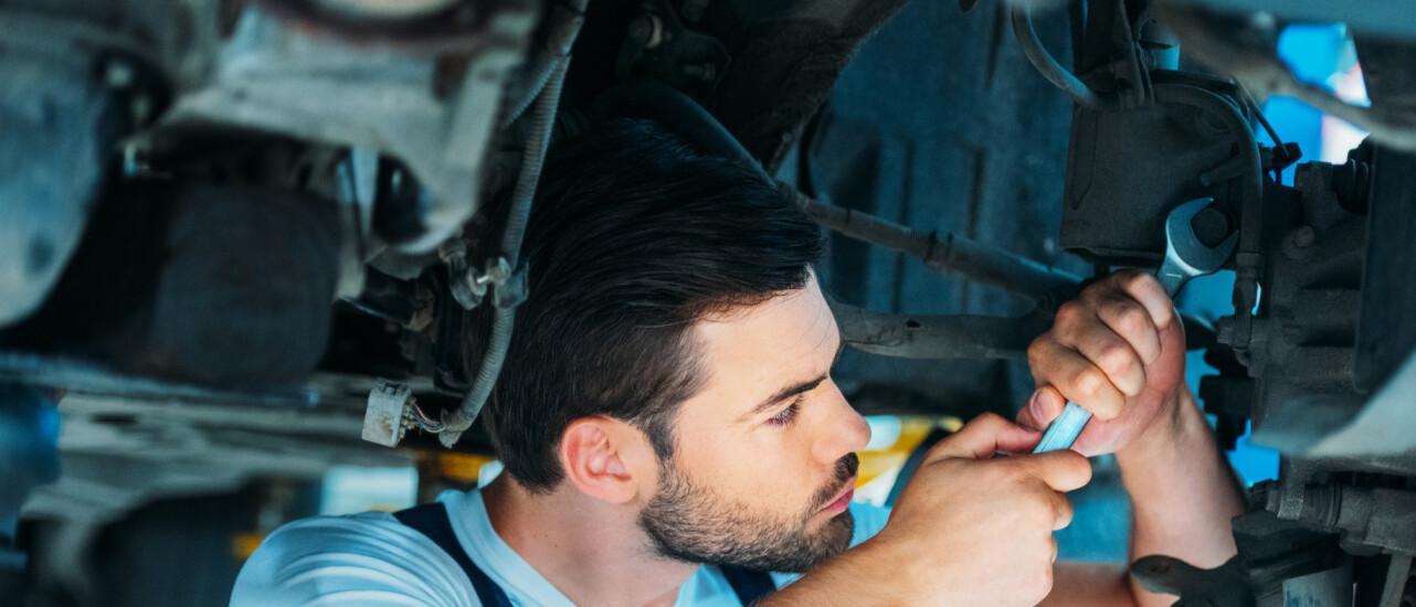 How to Check Transmission Fluid: A Step-by-Step Guide