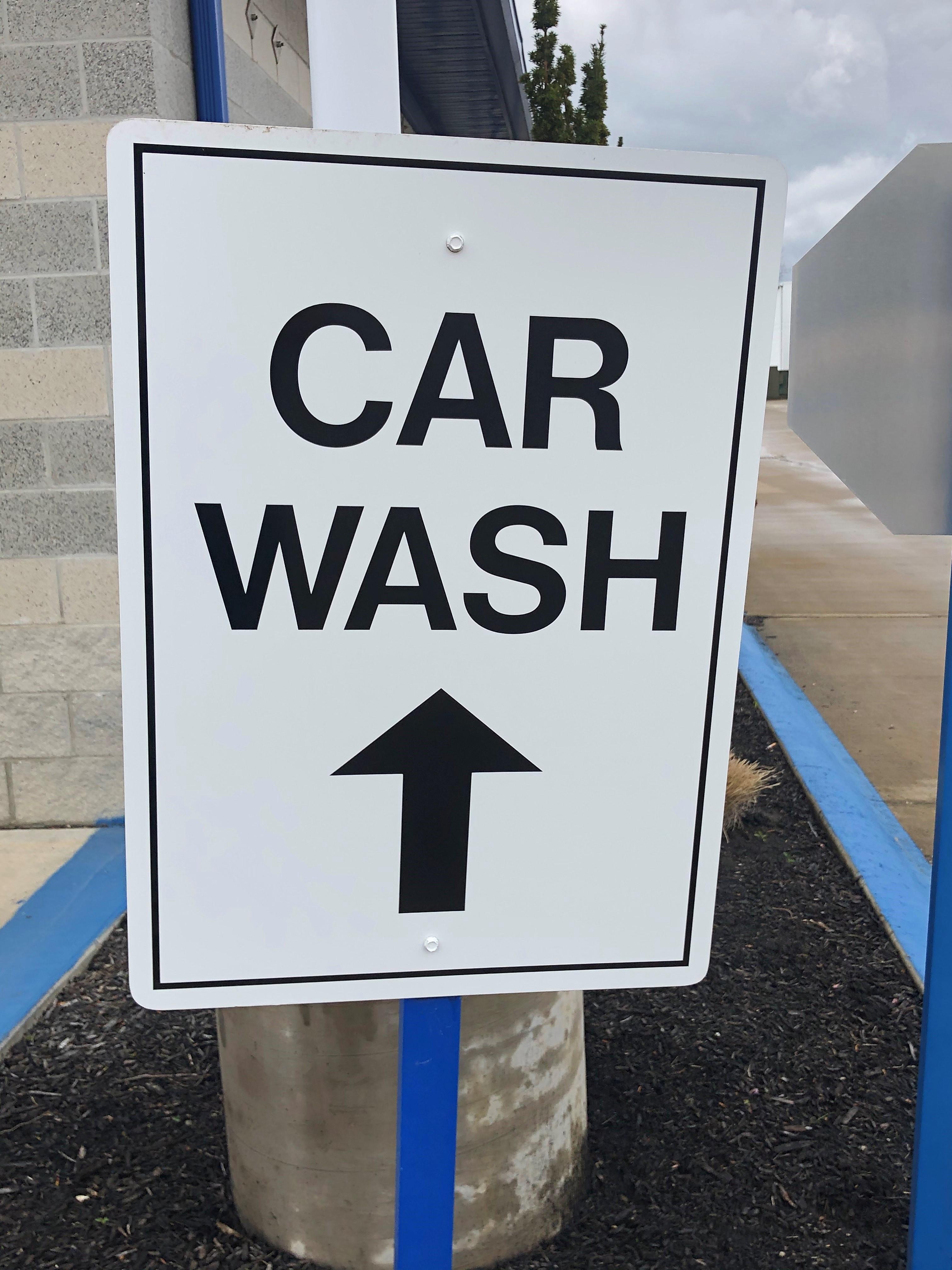 Sign - Car Wash with arrow up