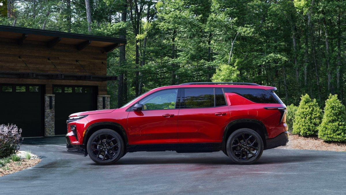 Red 2024 Chevy Traverse RS trim parked in a driveway