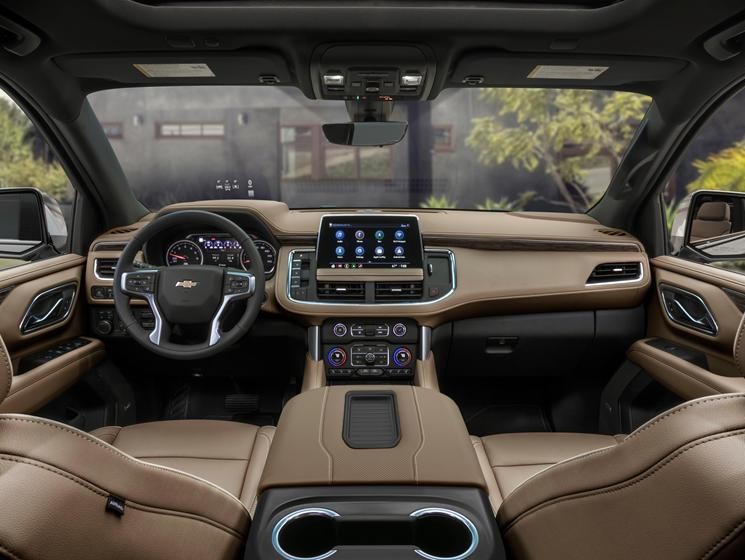 2023 Chevy Suburban | Interior Center Console