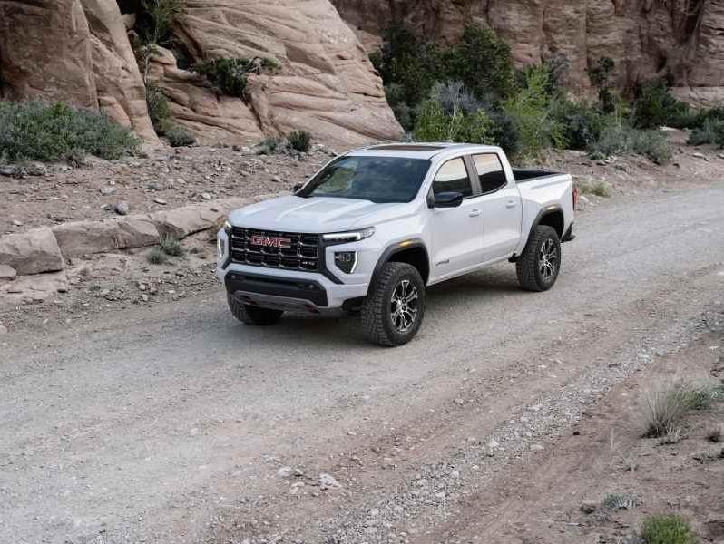 GMC 2023 Canyon Exterior Front