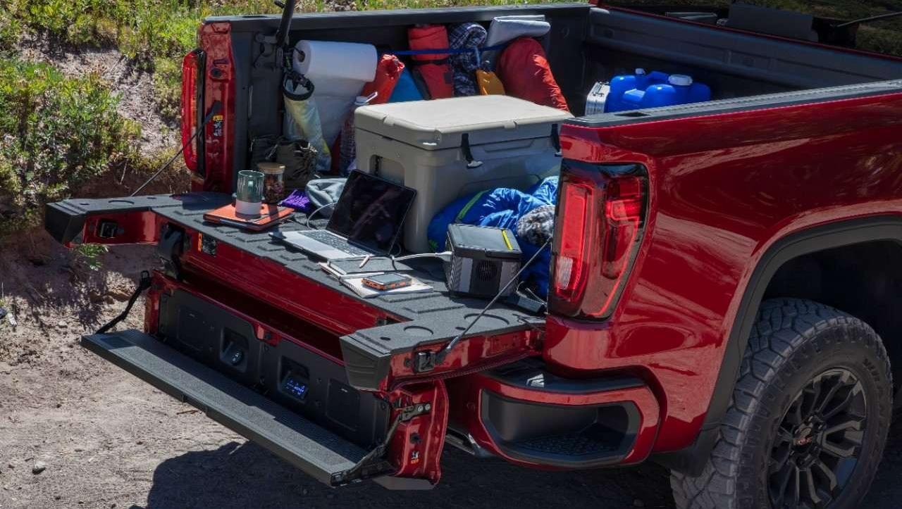 2022 GMC Sierra 1500 AT4X Tailgate