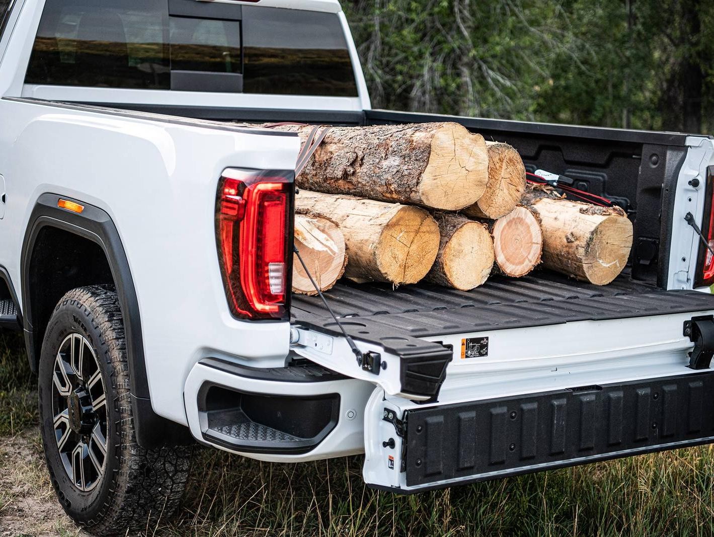 2023 GMC Sierra 3500 HD | Photo | Exterior GMC Pro Tailgate