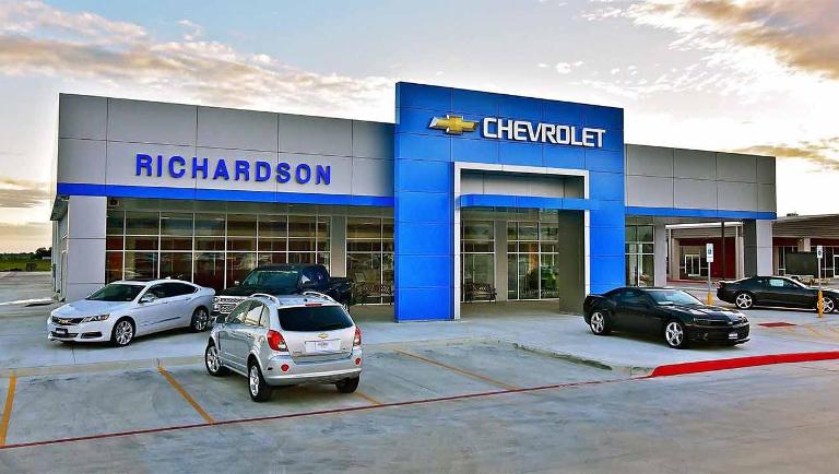 Richardson Bros Chevrolet | Chevy Dealer in Floresville, TX