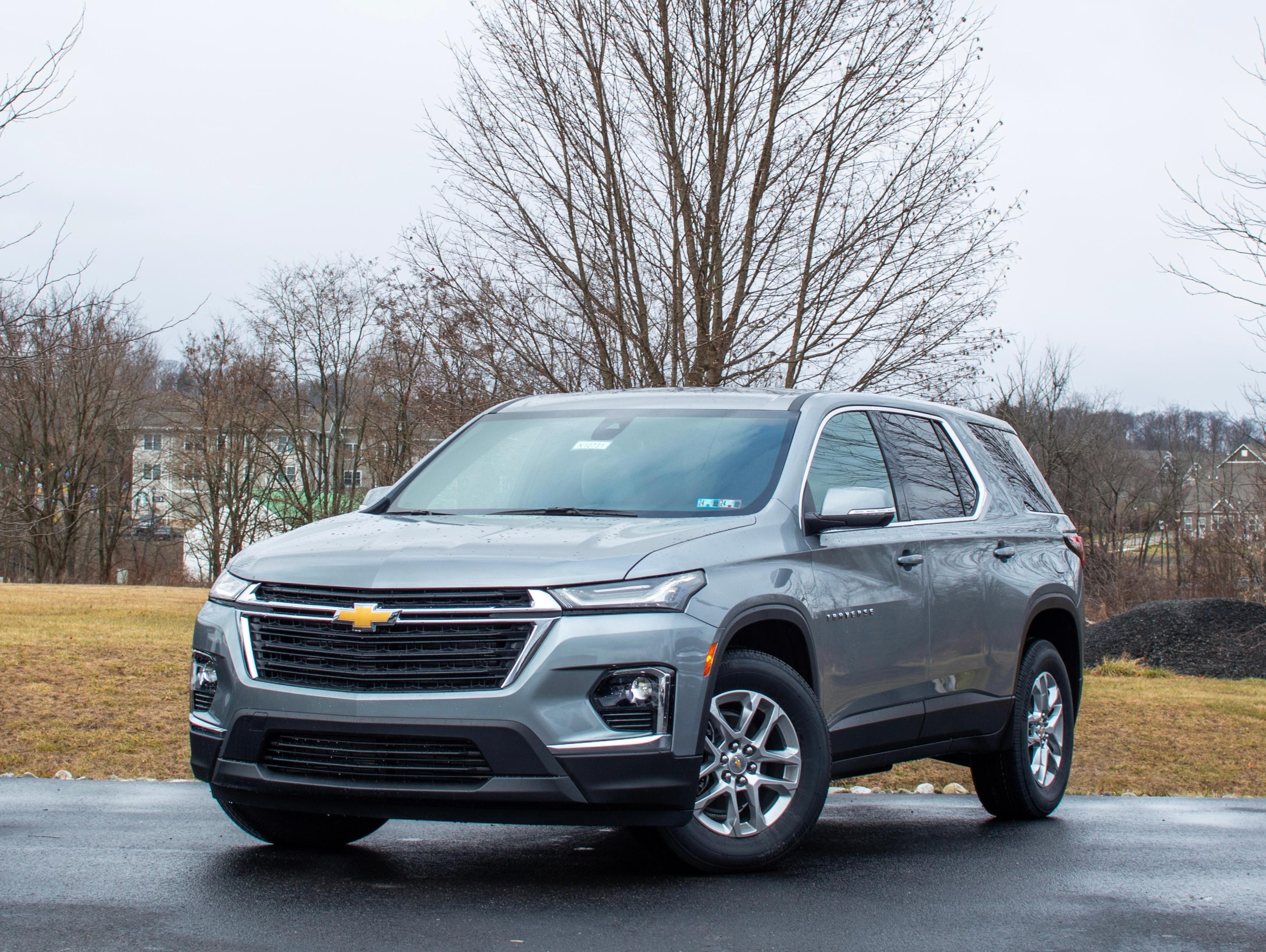 new Sterling Gray 2023 Chevrolet Traverse lease deal in Washington, NJ | Rossi Chevrolet Buick GMC