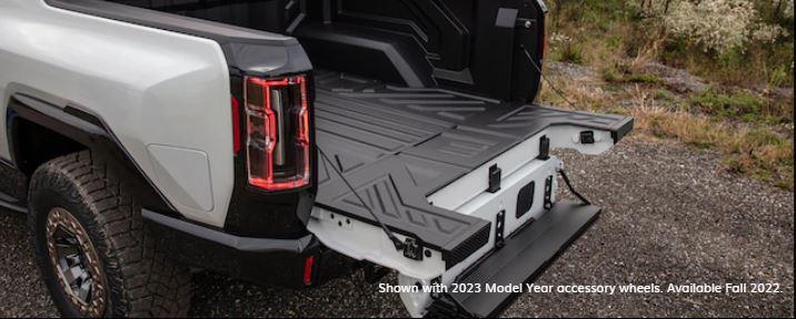 Hummer ev deals tailgate