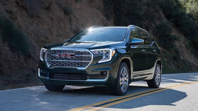 5 Outstanding Features of the 2021 GMC Acadia – Stan King GM SuperStore Blog