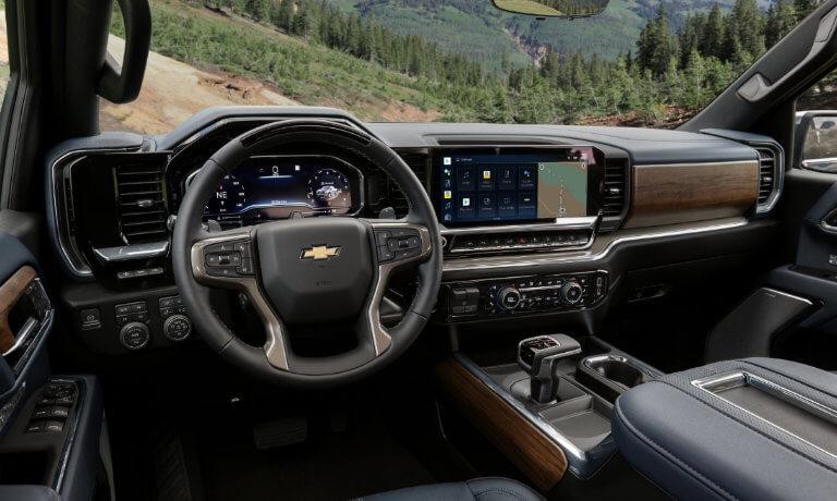 2022 Chevy Silverado 1500 Interior front row 