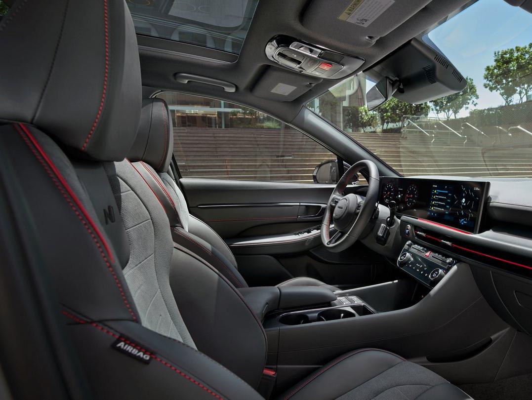 2024 Sonata Hybrid interior