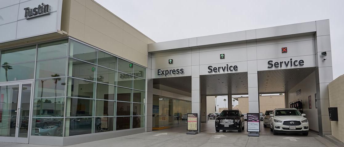 INFINITI Tustin Service Center entrance