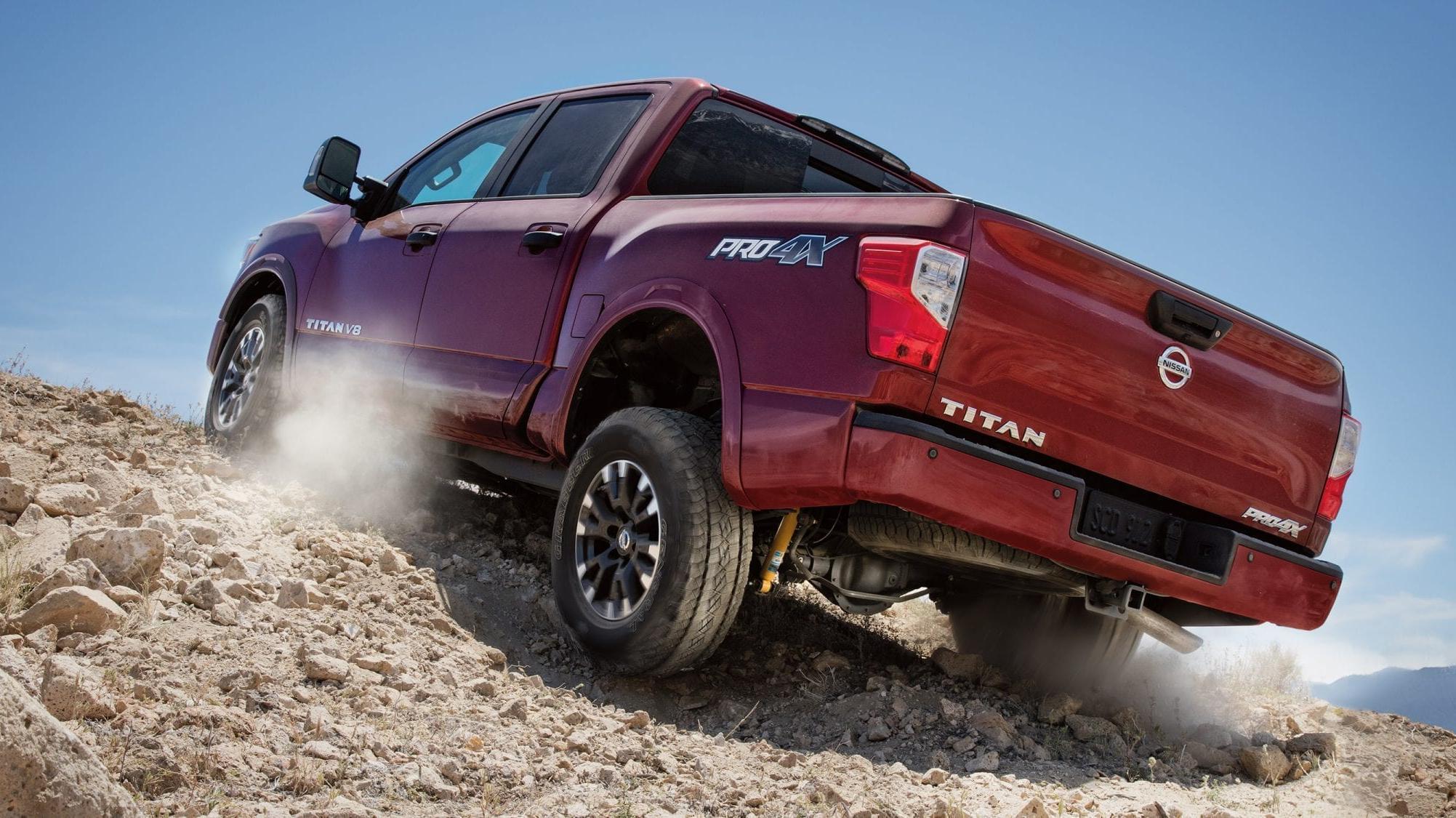 2019 nissan titan vs toyota tundra